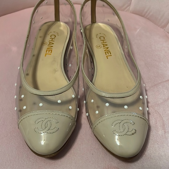 CHANEL, Shoes, Chanel Pvc Patent Calfskin Pearl Cap Toe Ballerina Flats  45 Transparent Nude